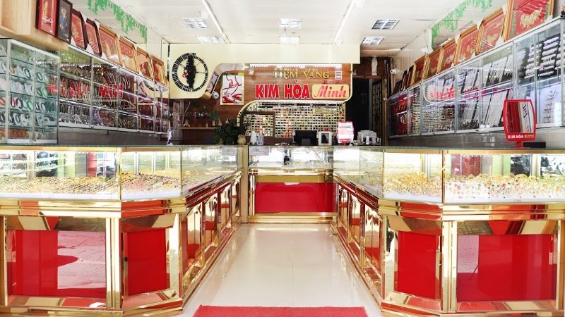 Mộng thấy mình đi cướp tiệm vàng