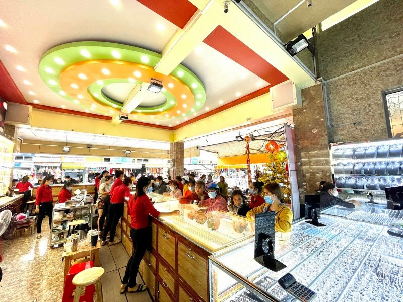 Trong mơ thấy cướp thành công 2 cửa hàng vàng chọn cặp số 41 - 14.